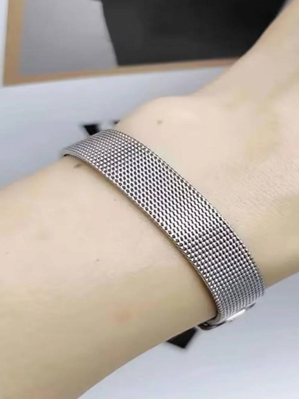 STAINLESS STEEL MESH BRACELET